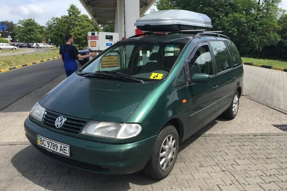 Volkswagen sharan i 1998. 8 мт, 1998,. Фольксваген шаран 1998. Шаран 1998г. Фольксваген шаран 1998 габариты.