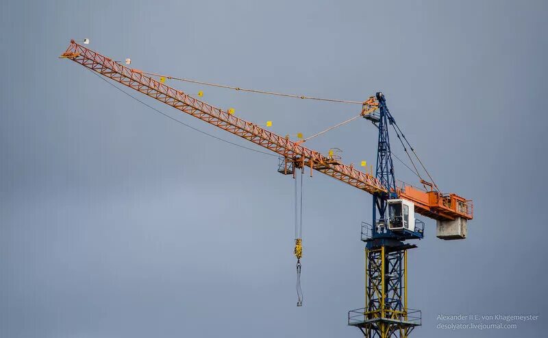 грузоподъемным краном называется. классификационная схема монтажных кранов. классификация башенных кранов схема. классификацию ходового оборудования грузоподъемных кранов.