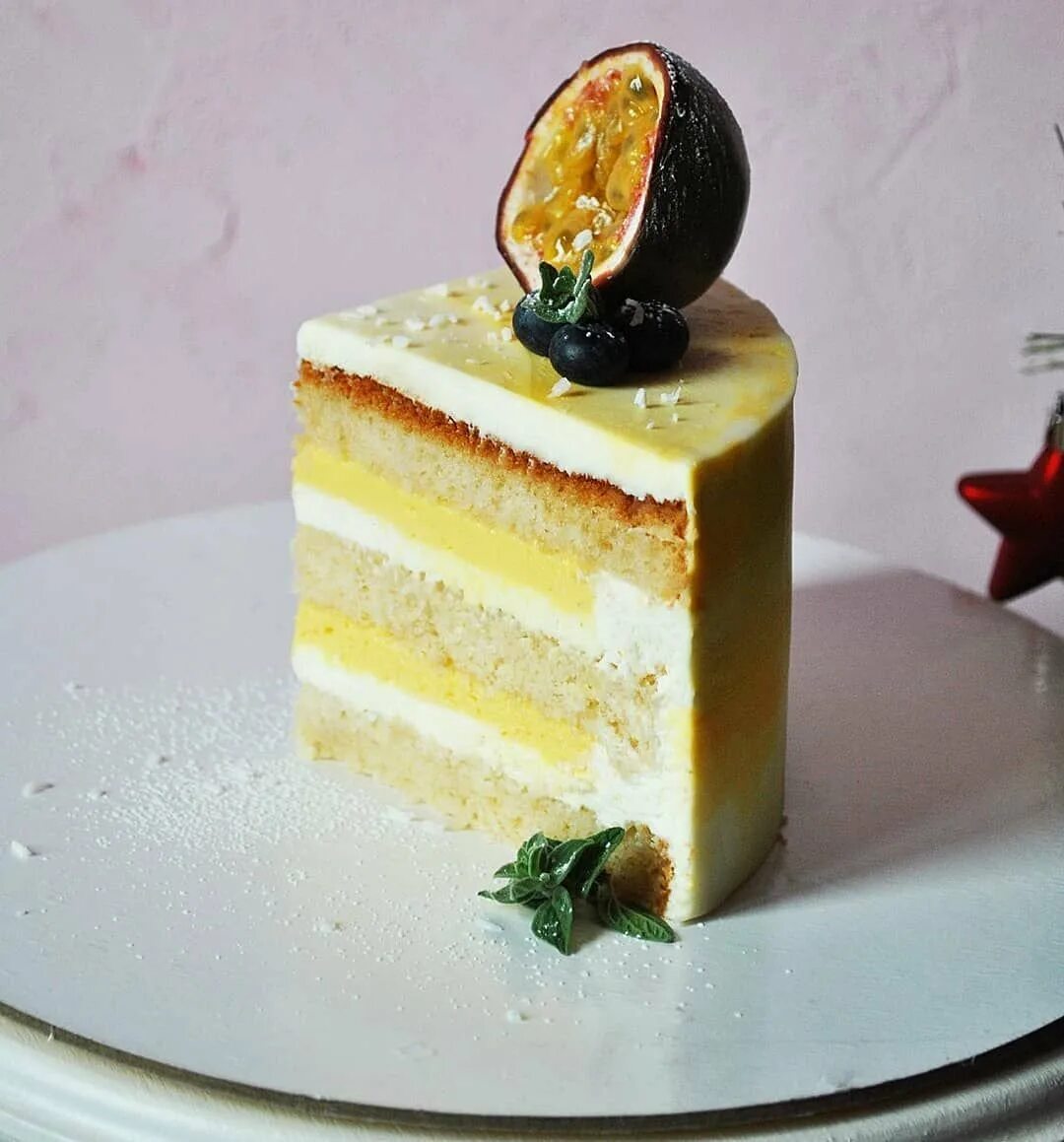 Конфи манго маракуйя. Торт мусс манго маракуйя. Ганаш манго-маракуйя. Торт ваниль манго маракуйя. Ганаш манго-маракуйя.