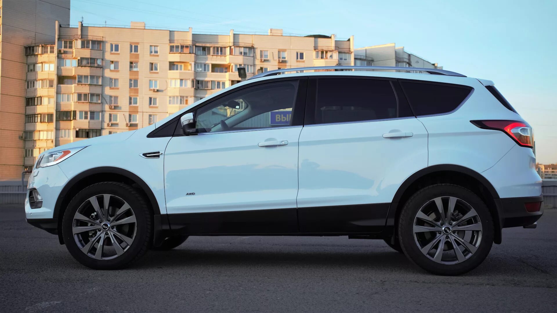 Ford Kuga r19. Диски на Форд Куга r19. Форд Куга 2 r19. Колеса Ford Kuga r17.