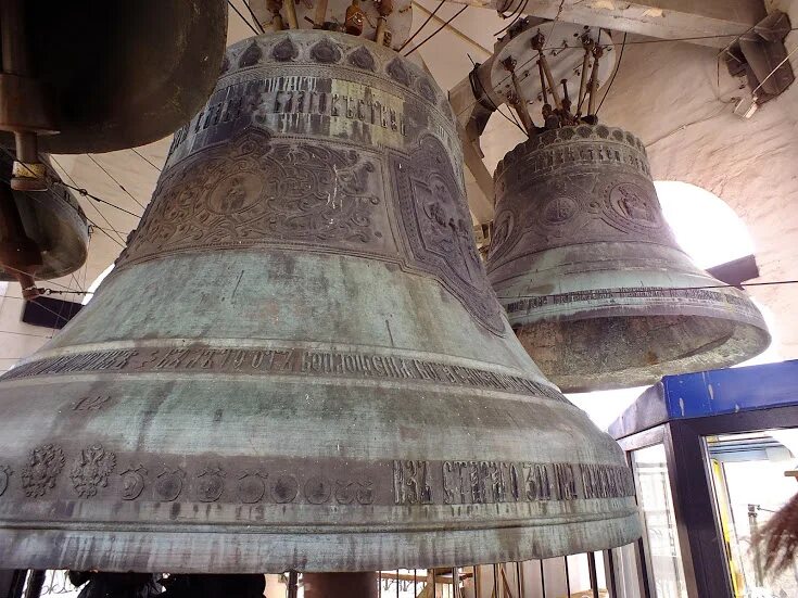 колокол церковь москва. колокола финляндского. московская традиция колокольного звона. храм звонница георгия. колокола храма василия блаженного.