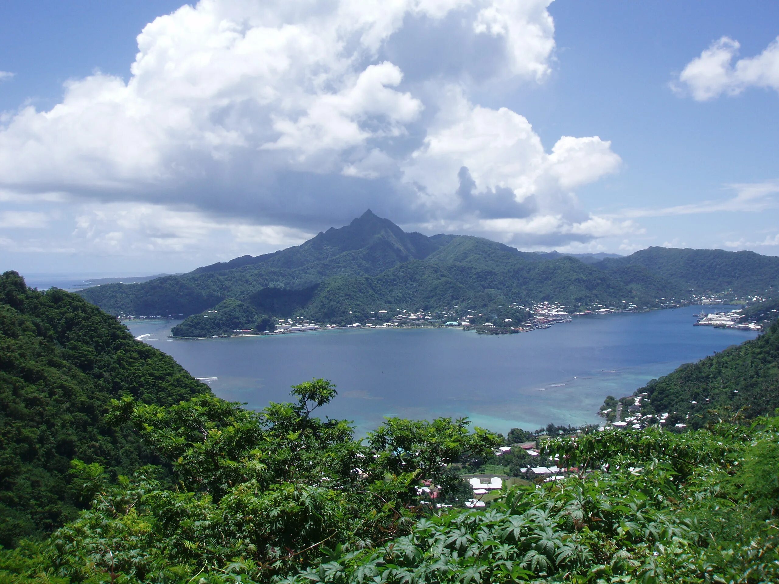 Западное самоа. Остров уполу самоа. Западное самоа 4. Восточное самоа. Вулканы самоа.