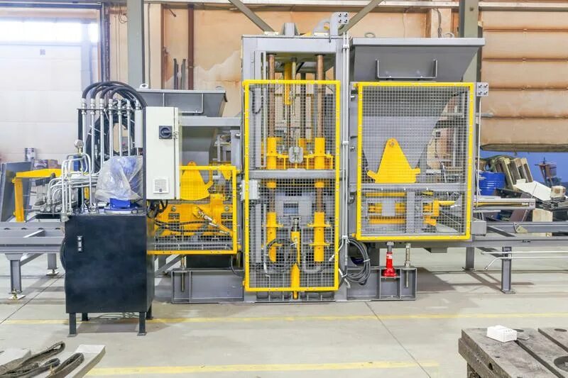 Линия. Ультрапастеризация молока оборудование. Бетонный завод компакт-25. Навозопогрузчик ковшовый нпк-30. Рбу компакт 20.