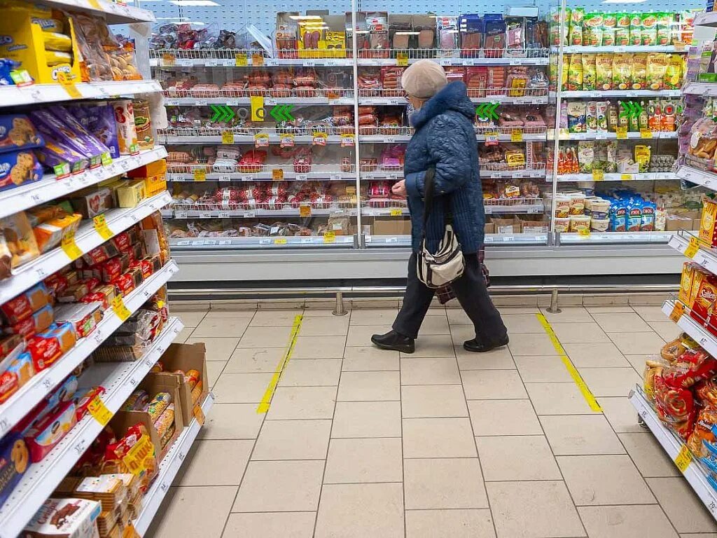 продуктовый магазин челябинск. товары первой необходимости. новогодний ажиотаж в магазинах. курчатова, 5в. оптовый продукты магазин челябинск.