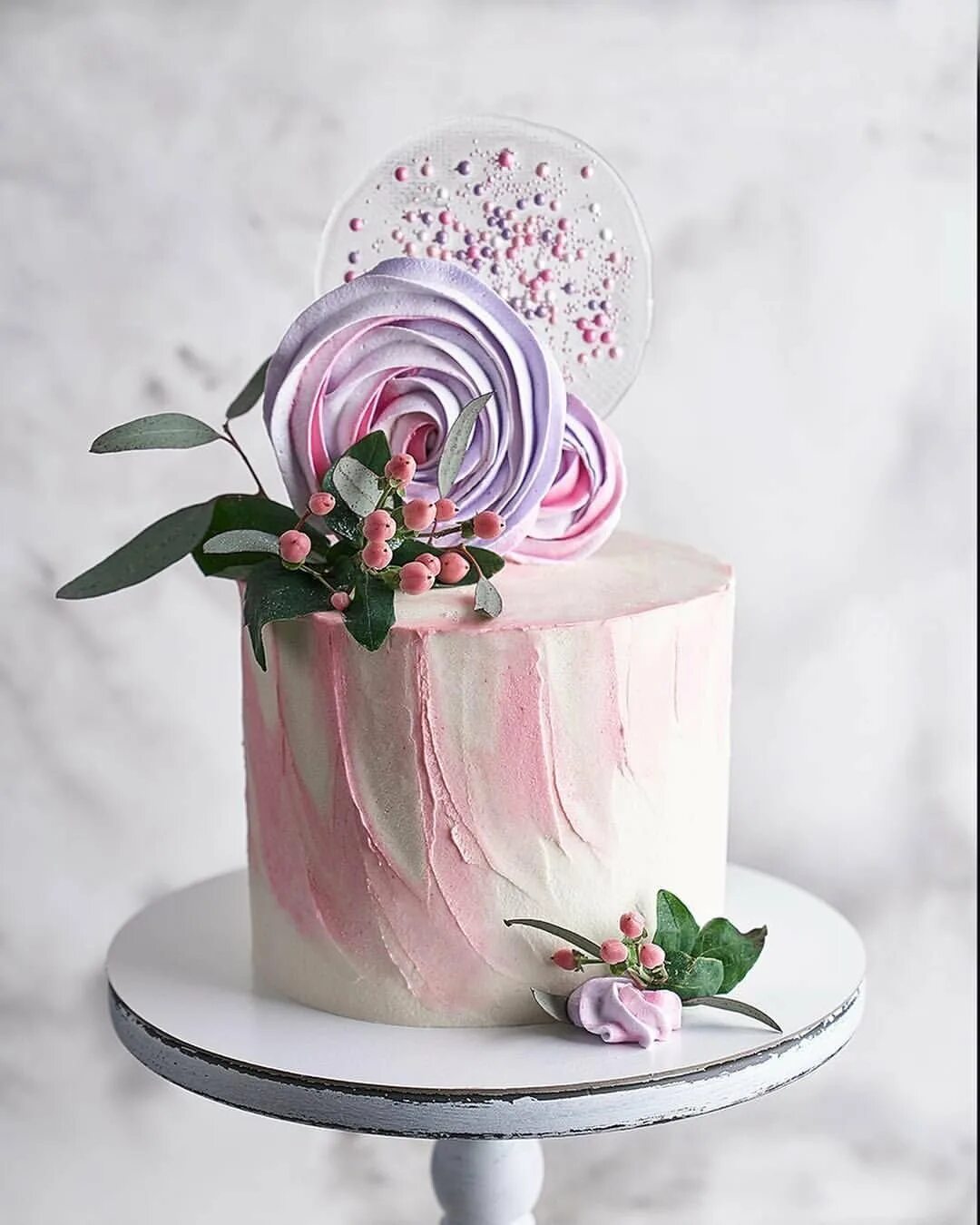 красивый торт на 20 лет для девочки. необычные нежные торты. стильный торт. необычные нежные торты. красивые торты на день рождения.