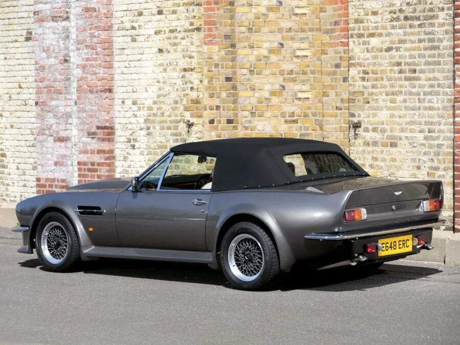 Альфа ромео ц8. Aston martin v8 zagato. Dodge ice charger форсаж 8 1968. Машина alfa romeo 8c competizione. Джейку 8 автомобиль.