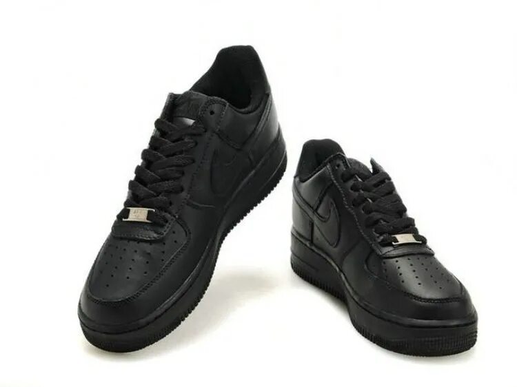 Купить черные кроссовки. Nike Air Force 1 '07 Low all Black черные. Найк АИР Форс 1 мужские черные. АИР Форс Лоу 1 черные мужские. Nike Air Force 1 черные мужские.