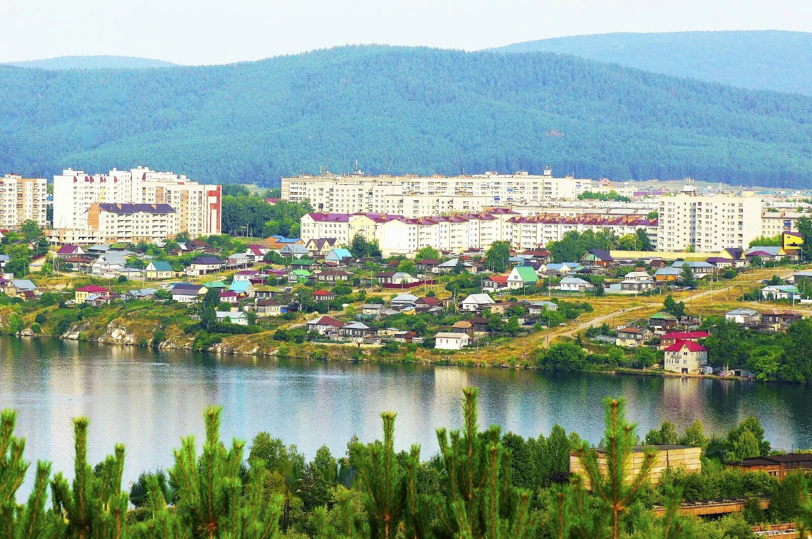 Белорецк Башкортостан. Белорецк города Башкортостана. Белорецк центр города. Город Белорецк природа.