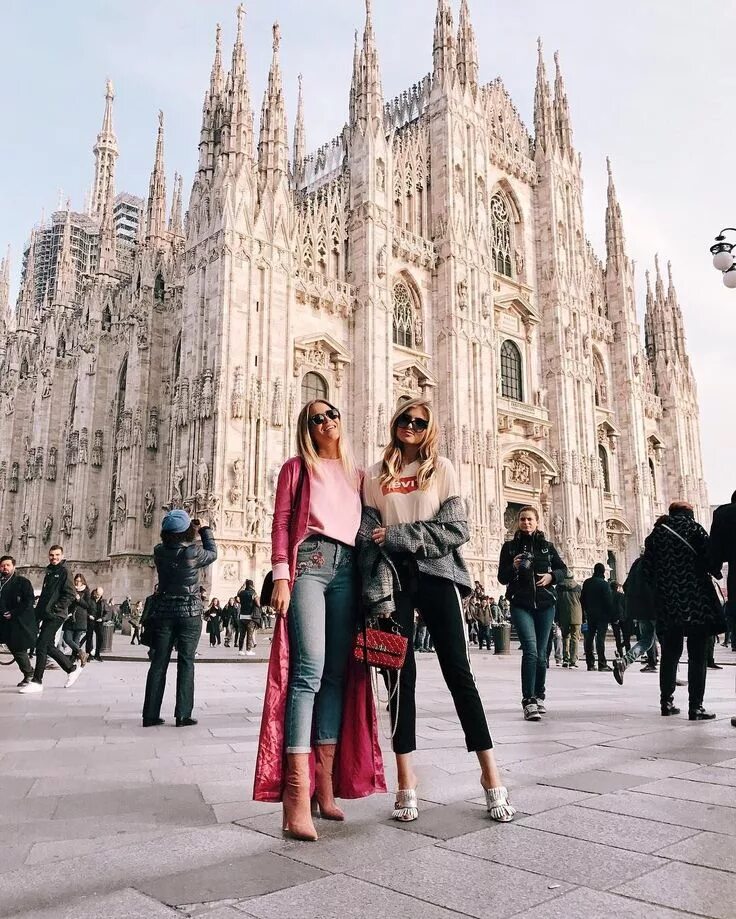 The Fashion Search Engine - TAGWALK Fashion, Milan fashion week, Fashion week