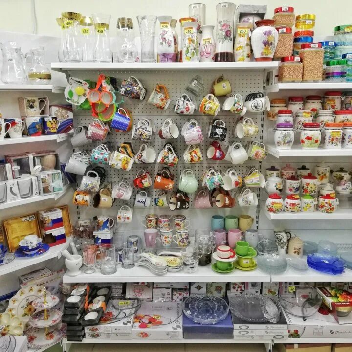 Хозяйственный магазин посуда. Магазин посуды в Ульяновске. Магазин посуды СПБ. Магазин посуда центр.