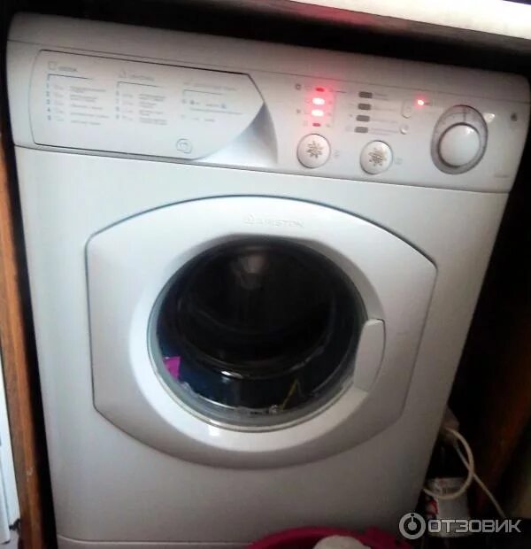 Hotpoint ariston отжим. Стиральная машина Hotpoint-Ariston AVSL 80. Стиральная машина Аристон AVSL 800. Стиральная машина Hotpoint-Ariston AVSL 800. Стиральная машинка Аристон АВЛ 100.