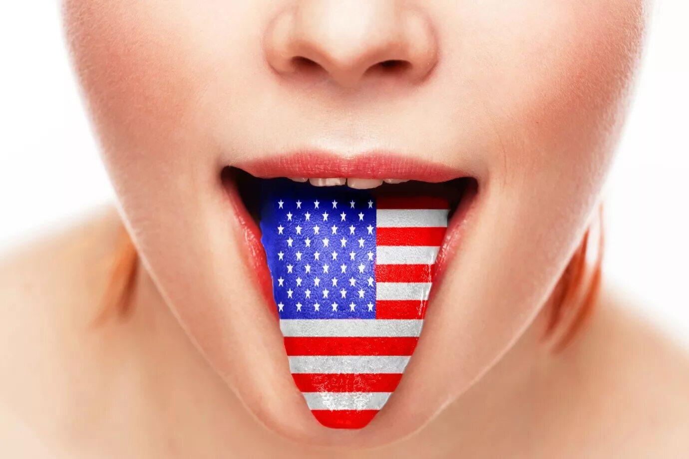 Какой язык в америке является официальным. Американский язык. Языки США. Американский язык в США. Губы язык с флагом американское.
