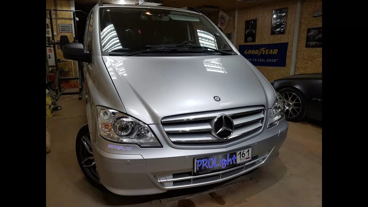 Как снять фару вито 639 Mercedes-Benz Viano. Замена ламп