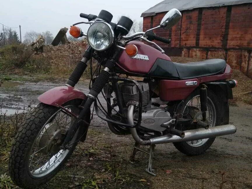 Купим москва бу ява мотоцикл. Ява 350 638 5. Ява 638 1991. Ява 350 638 1986 года. Ява 638 серебристо синяя.