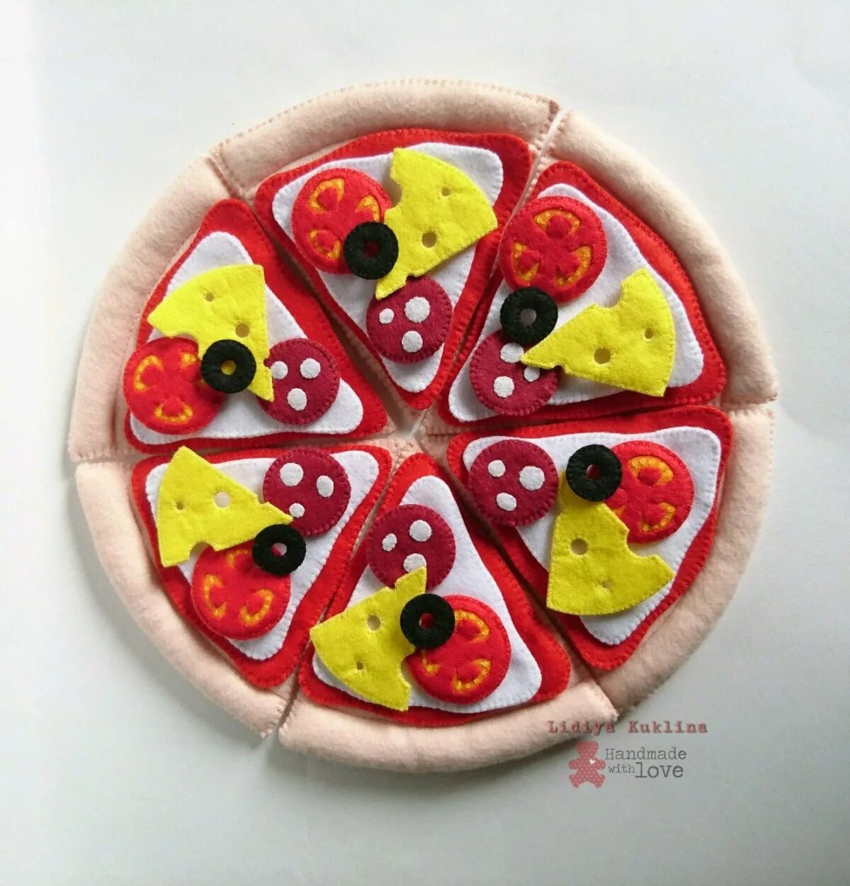 как сделать пиццу из пластилина. пицца из пластилина. пицца из пластилина. лепка пицца. еда из пластилина.