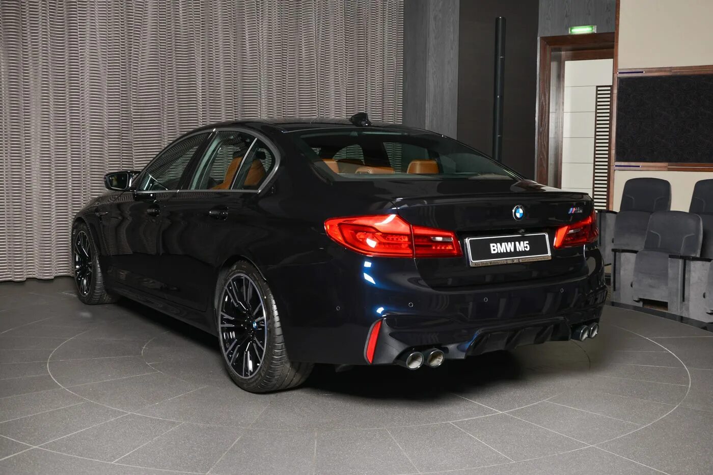 Bmw 5 black. BMW m5 f90 Black. BMW m5 2018 Black. BMW m5 2018 черная. БМВ 5 2018 черная.