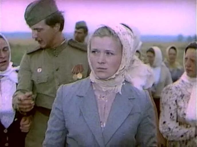 Сколько лет снимали тени исчезают в полдень. Вечный зов галина польских. галина польских тени исчезают в полдень. галина польских в фильме тени исчезают в полдень. марьин утёс фильм 1972.