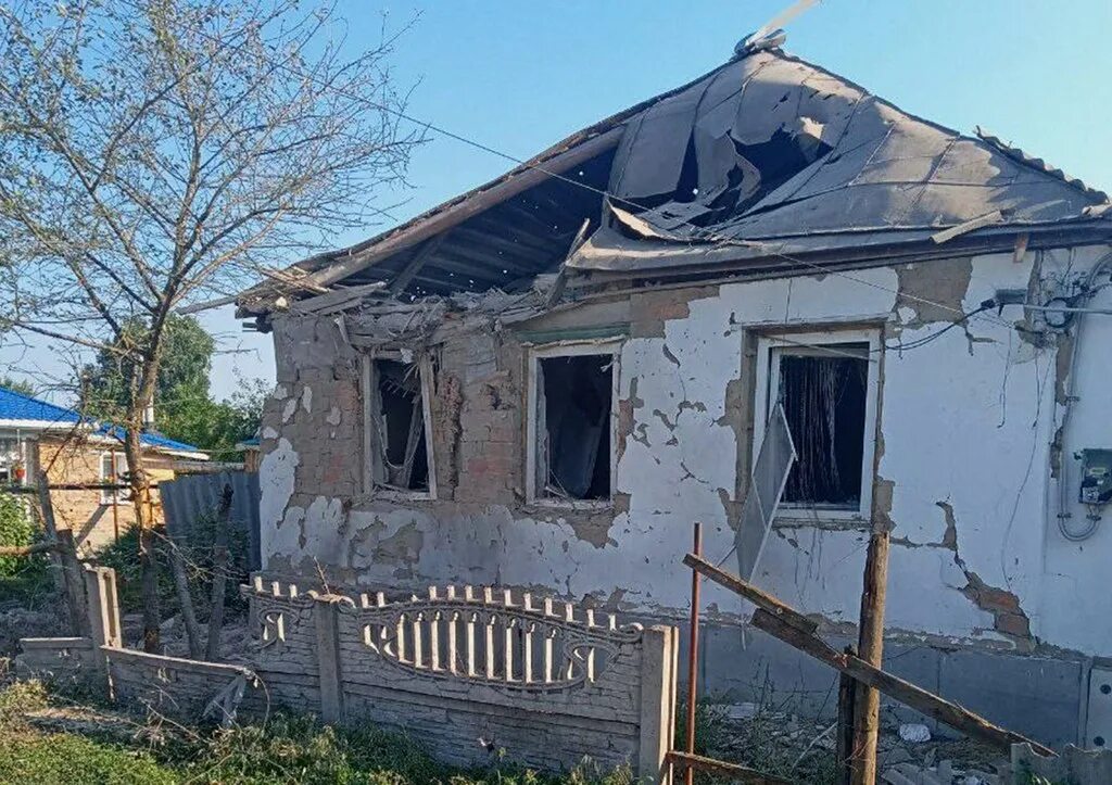 Обстрел шебекино 22. Шебекино разрушения. Новости украины обстрел белгород. Белгород обстрел 2022. Новости украины обстрел белгород.