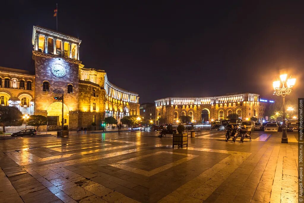 Ереван ночью