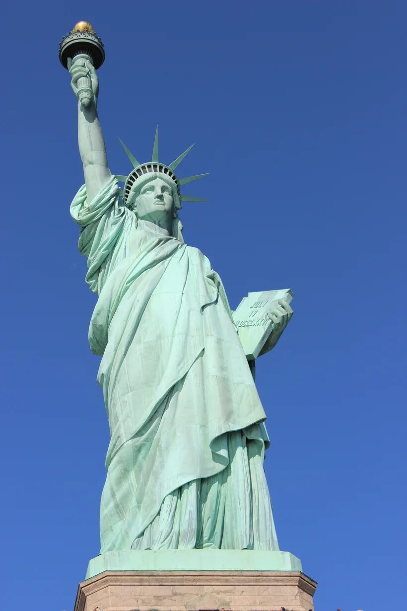 Страна где статуя свободы. Статуя Либерти. Статуя свободы США. Статуя свободы Нью-Йорк. Статуя свободы Нью-Йорк история.