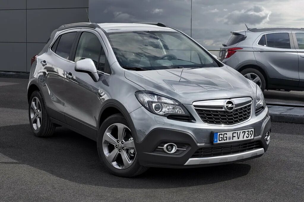 Опель мокка 2006. Opel mokka с российским флагом. Опель мокка как поменять. Opel mokka 1. Опель мокка как поменять.