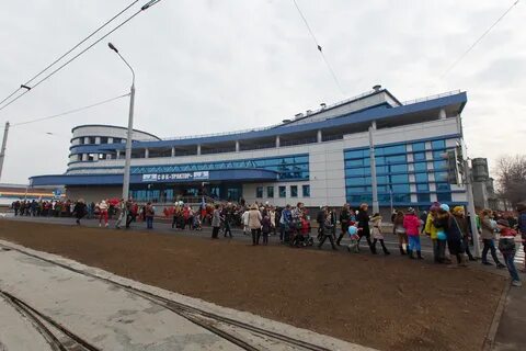 Бассейн сок трактор