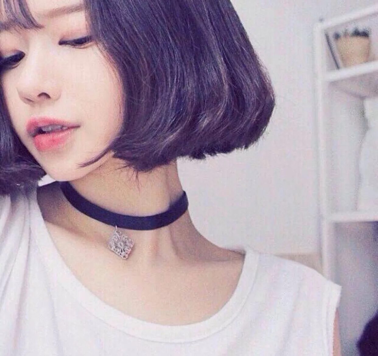 солли кореянка с короткими волосами. девушка с каре. фонк каре. сейлор сатурн аниме 90 эстетика. хотару томоэ арт.