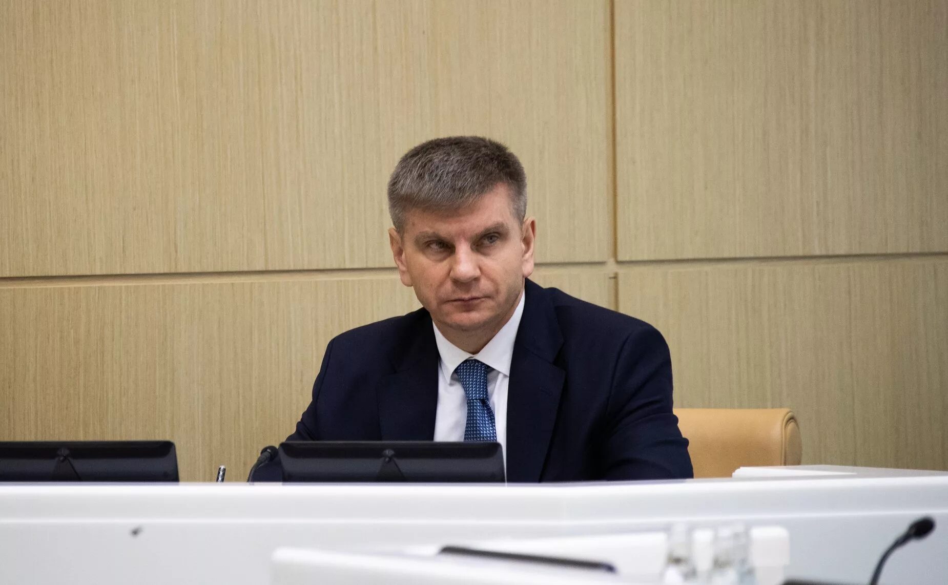 Голов геннадий иванович генерал. Руководитель аппарата совета федерации голов геннадий иванович. Голов сенатор. Степанов виктор владимирович. Голов сенатор.