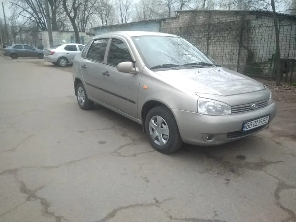 Калина r13. Калина седан на штампах r14. Калина хэтчбек на колесах р13. Калина хэтчбек r16. Калина седан на 13 литье.