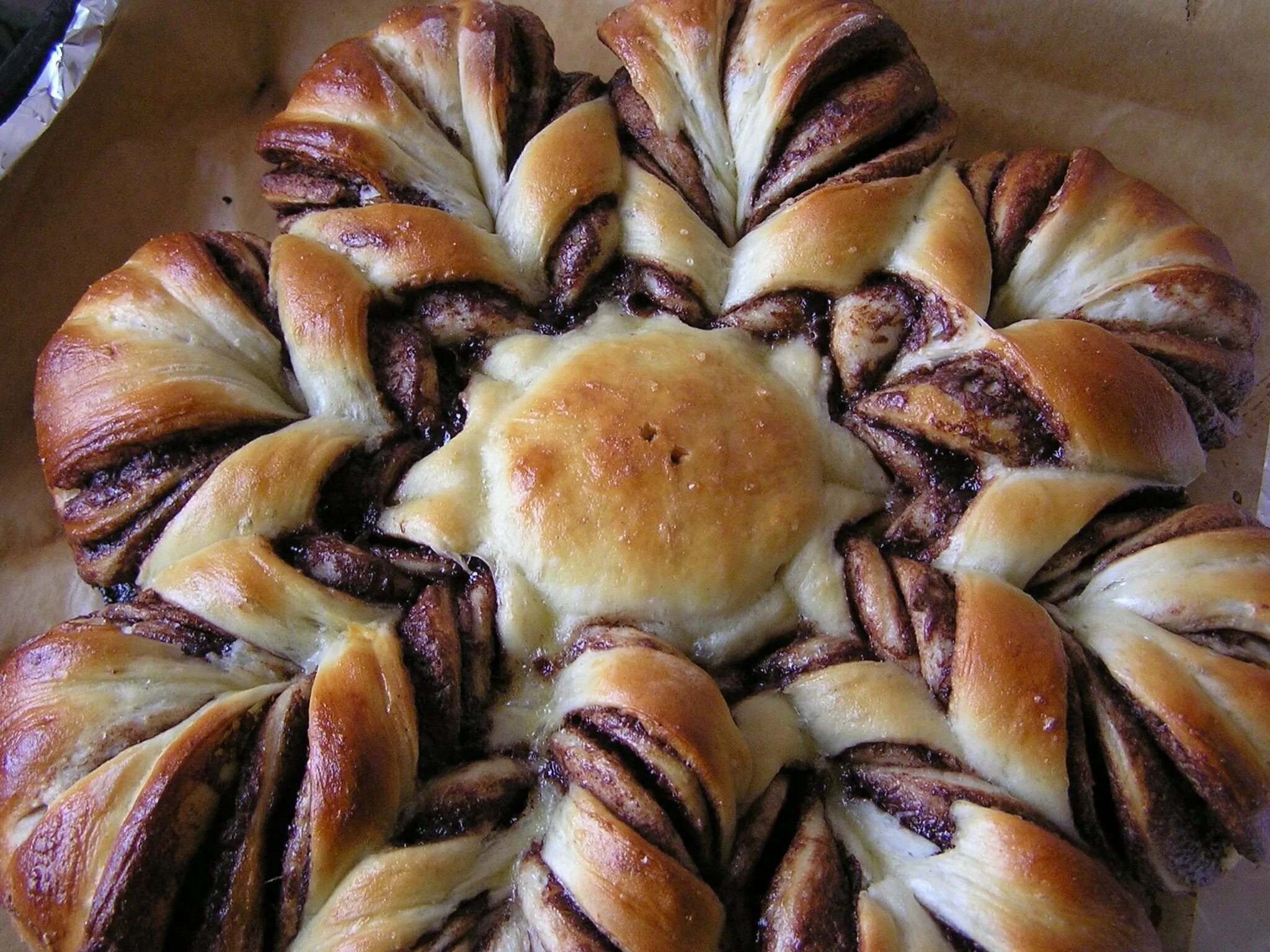 Пирог домашний. Домашняя выпечка пироги. Выпечка пироги. Семейный пирог. Выпечка.