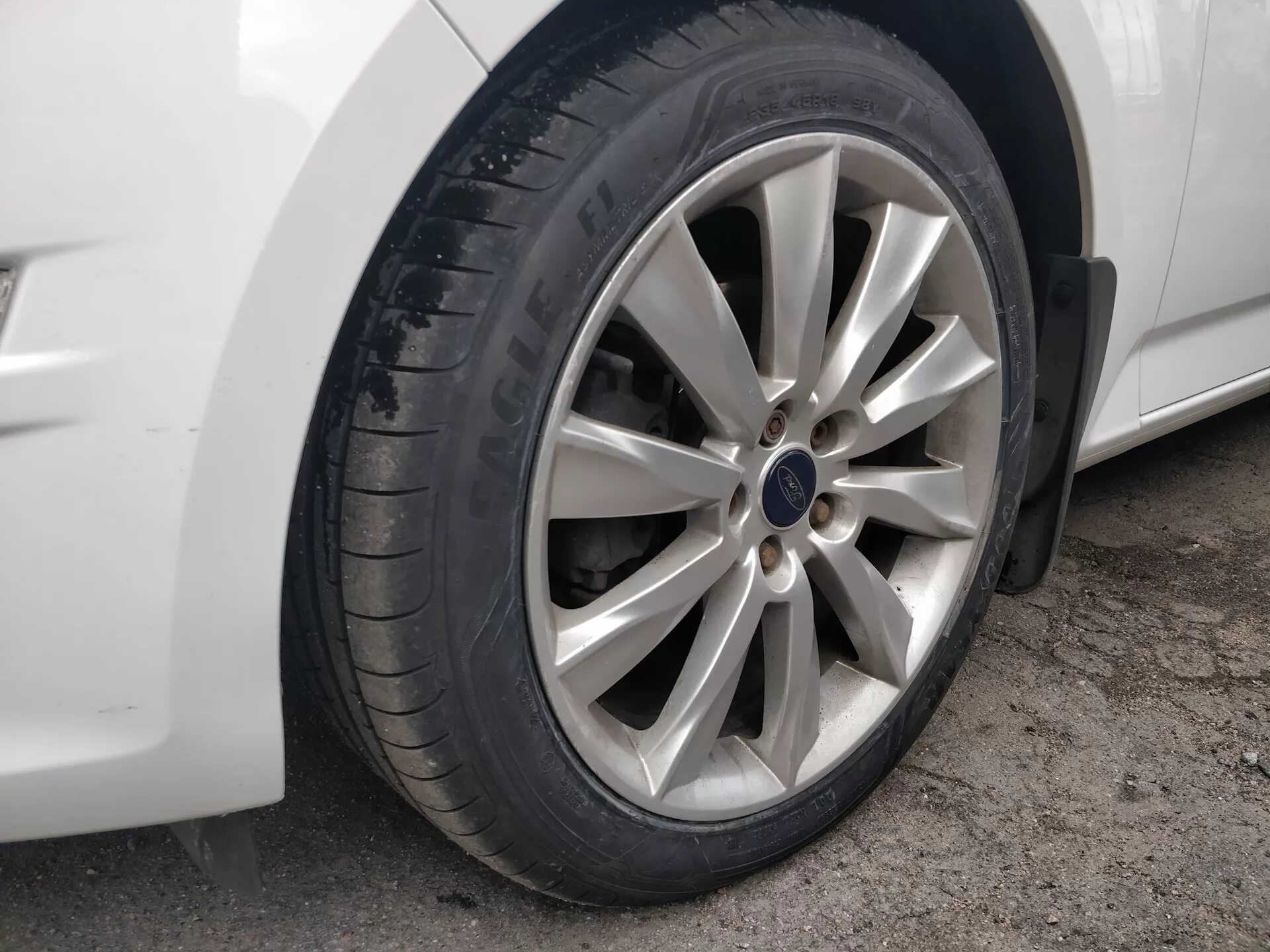 Резина 205 60 ford mondeo. Резина 205 /60 ford mondeo 4. Диски форд мондео r16. 225/60 r17 мондео 4. 215/55 r16 форд мондео шины.