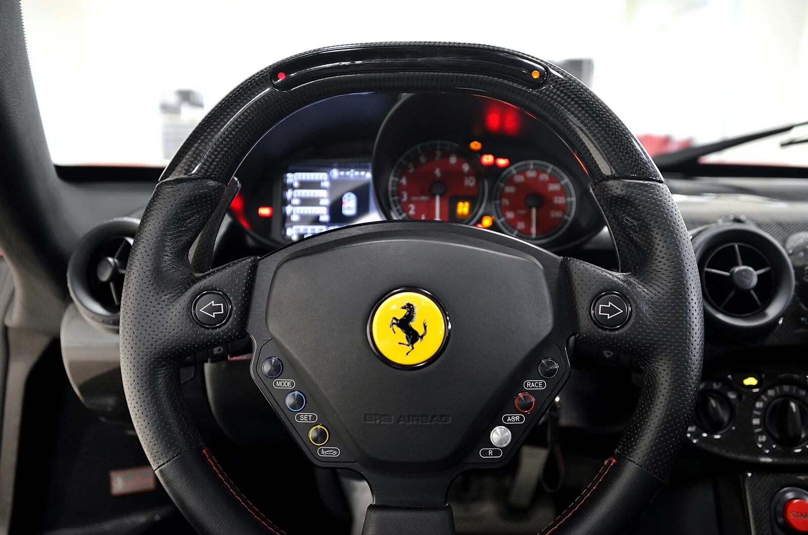 Руль ferrari 458. Ferrari f430 руль. Руль Ferrari f360. Ferrari f430 '06 руль. Enzo Ferrari '02 руль.