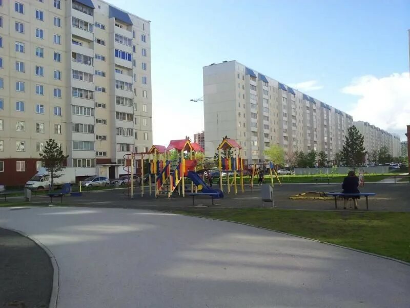 Ул высоцкого 2. Улица высоцкого новосибирск. высоцкого 44 новосибирск. новосибирск улица высоцкого 266/1. ул высоцкого 24 г тюмень.