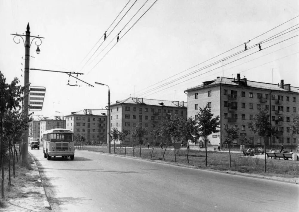 Ул иванова. Лежневская улица Иваново. Старое улица Лежневская в Иваново. Улица Смирнова Иваново 1970. Старое Иваново в фотографиях Лежневская.