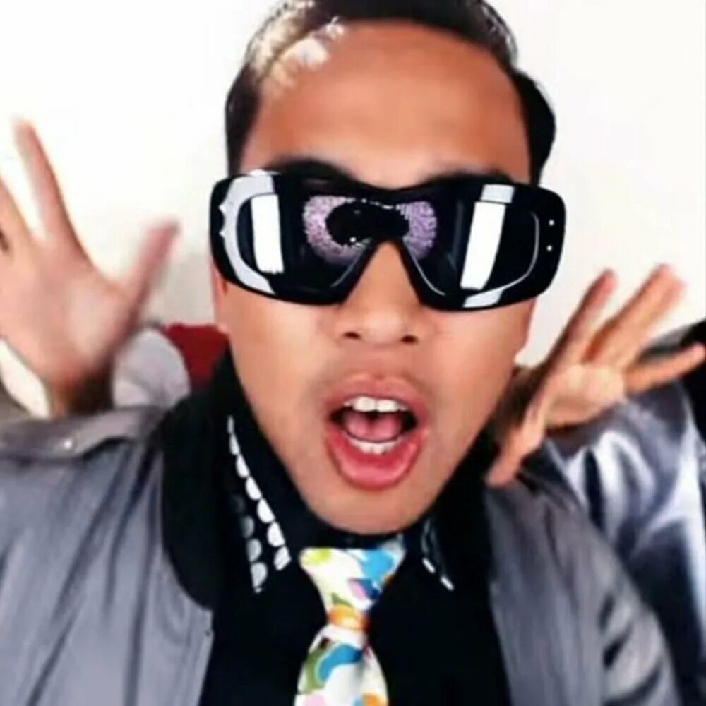 Dev like a. 2shanez. the cataracs dev. far east movement ft. the cataracs, dev. far east movement ft. the cataracs, dev - like a g6.