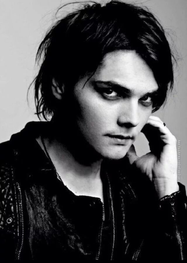 Уэй. Джерард уэй. my chemical romance джерард уэй. gerard way 2013.