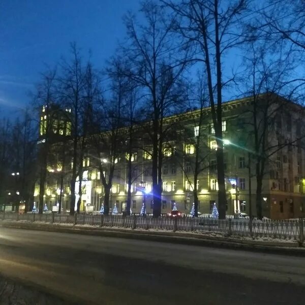 Пермэнерго пермь. Солдатова 24 пермэнерго. здание пермэнерго ночью. кафе за пермэнерго.