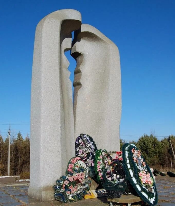 Мемориал Аша — Улу-Теляк. Улу Теляк памятник. 3 июня 1989