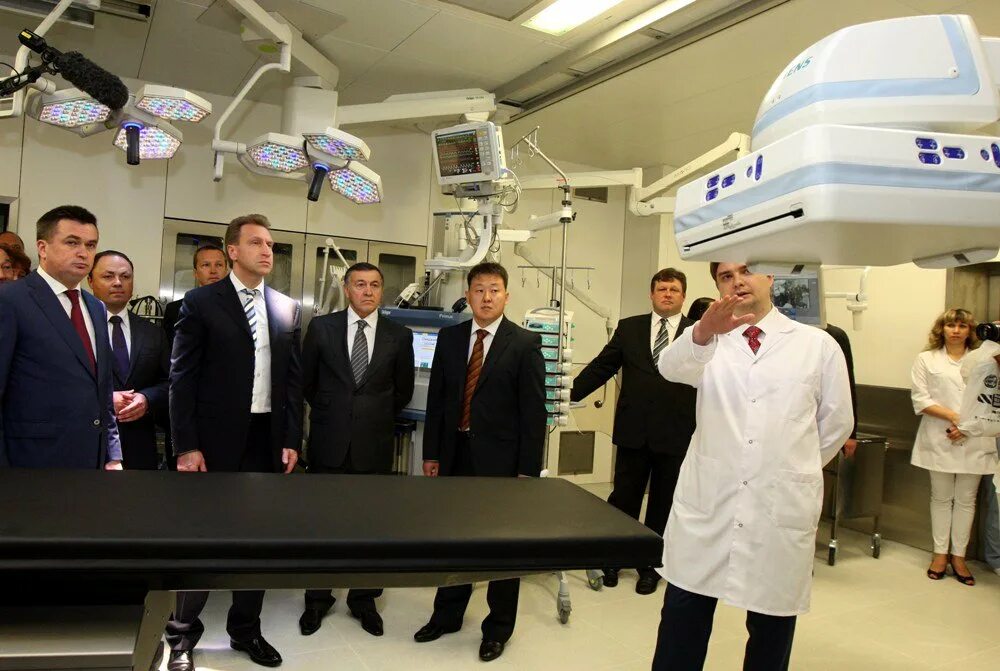 Больница на русском острове во владивостоке. Русский остров медицинский центр двфу владивосток. Русский остров владивосток медицинский центр. Больница на русском острове. Русский остров медицинский центр.