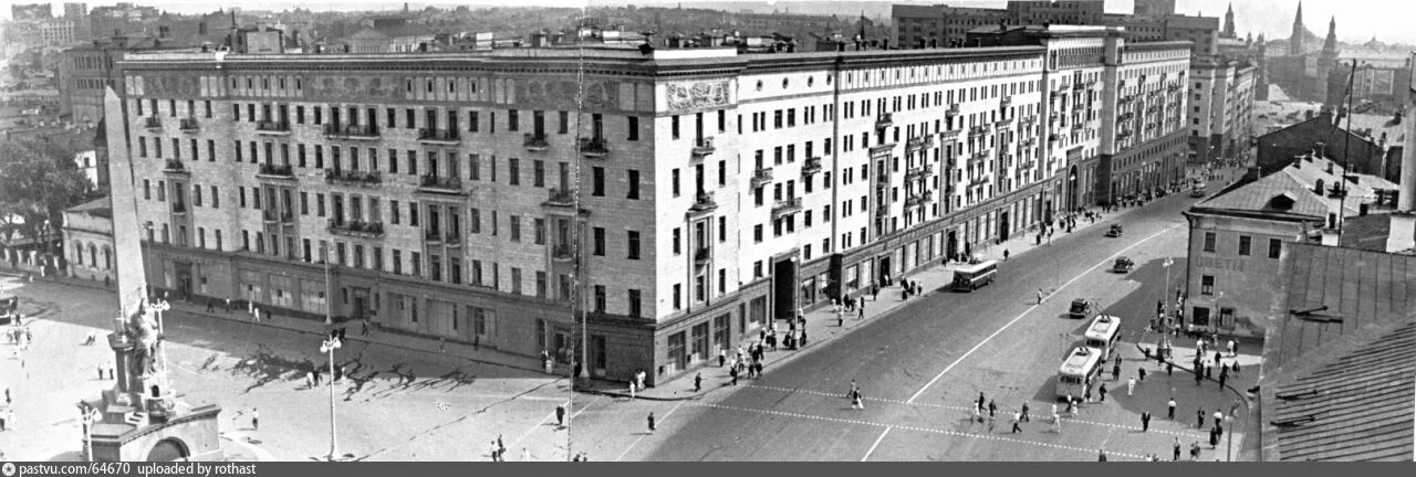 Образование улицы горького. Улица Горького (Тверская) Москвы 1939. Улица Горького в Москве 1941 год. Тверская улица 1941 год. Москва улица Горького 1939 год.