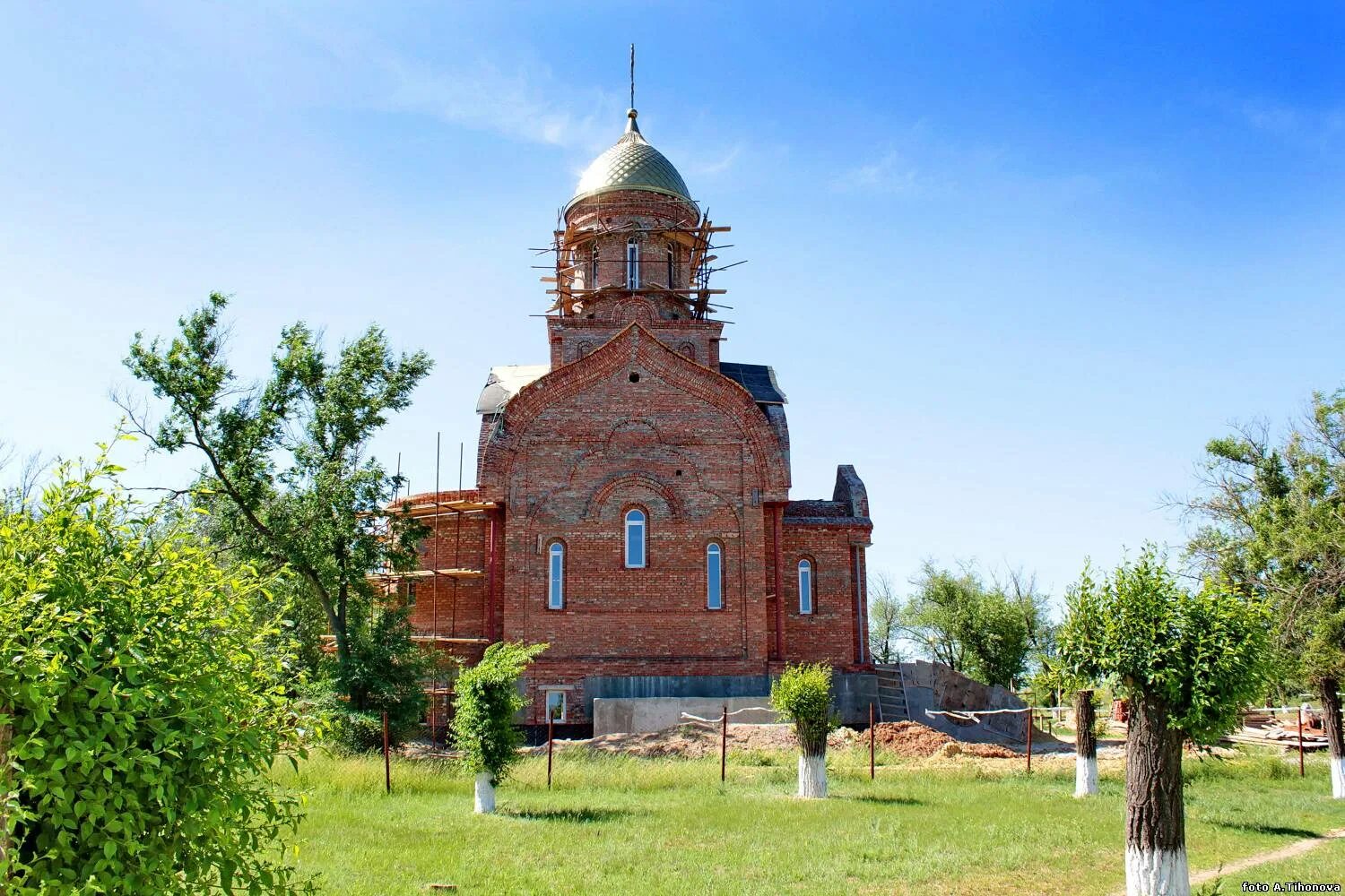 Станица Ермаковская Тацинский район Церковь. Станица Ермаковская Ростовской области храм. Станица Ермаковская Ростовской области Тацинский район. Храм Преображение Господня станица Ермаковская Тацинский район.