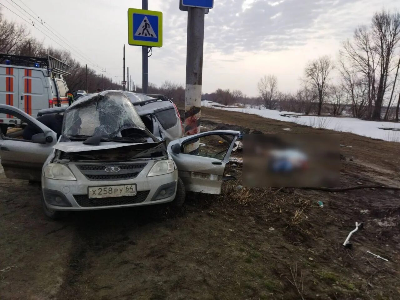 Авария 1 апреля Балаково. Авария Ларгус в Балаково. Авария Балаково 1 апреля 2022.