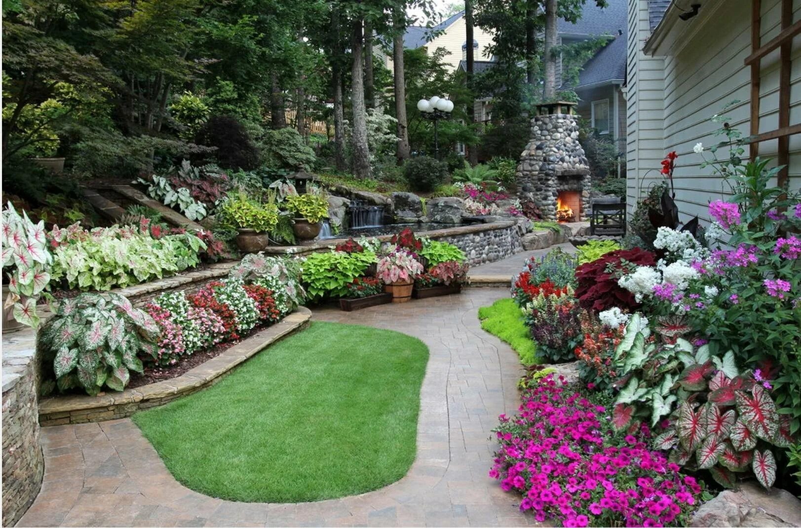 Дизайн сада в частном доме фото. Миксбордер вокруг патио. Палисадник Энфилд. Ландшафтный сад ландизайн.
