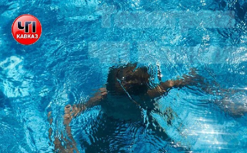 мальчик утонул в бассейне