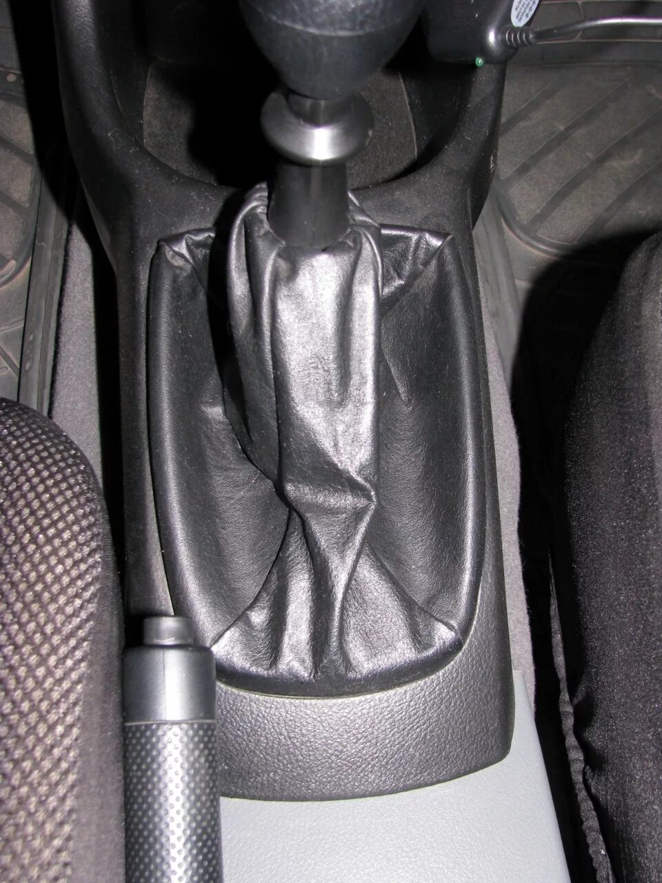 Перешил ручку кпп на Lacetti в кожу - DRIVE2