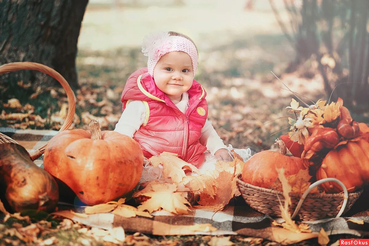 Adorable! I'm so excited to shoot our littles together & get cousin pictures! Fa