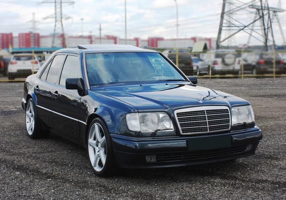 Mercedes 124 купе. Мерседес 124 волчок. Мерседес 124 е500. Мерседес бенц w124. Mercedes-benz mercedes w124.