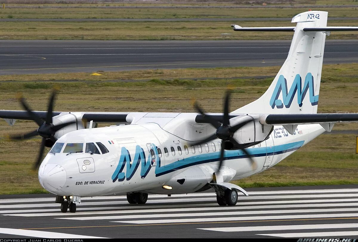 АТР 42-500. ATR ATR 42‑500. АТР-42-500 самолет. ATR 42-500 самолет.