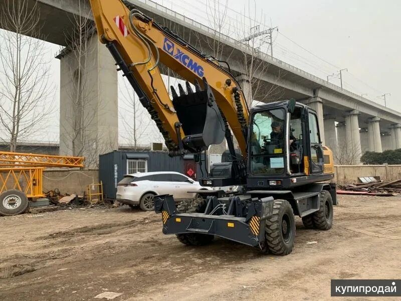 Колесный экскаватор xcmg xe210wb. Xcmg 150. Xcmg 150 колесный экскаватор. Экскаватор xcmg xe150. Колесный экскаватор xcmg xe150wb.