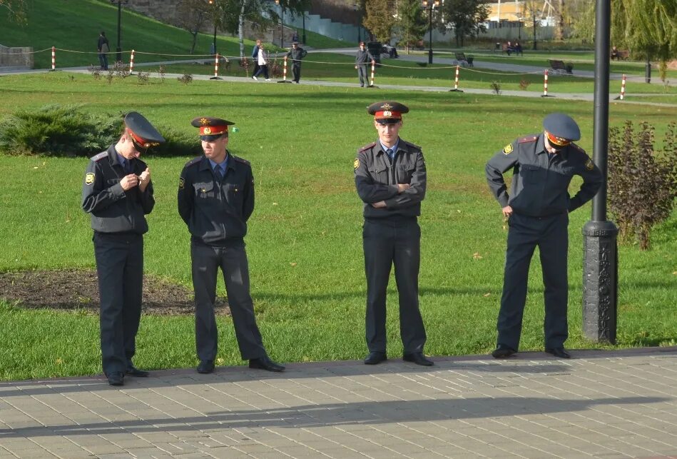 Нарушение общественного порядка в доме. Нарушитель общественного порядка. костюм нарушителя. нарушителей общественного порядка к ответу. рдр 2 нарушитель общественного порядка.